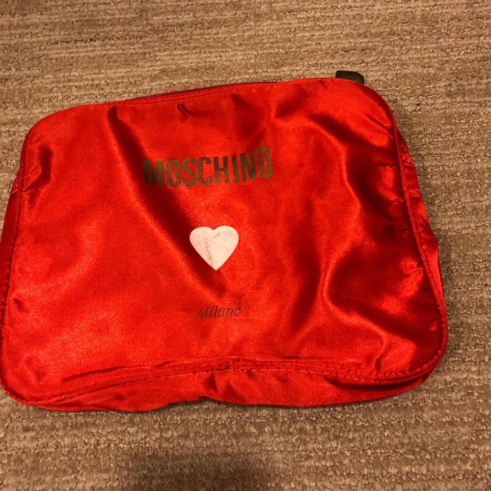 Moschino red clutch
